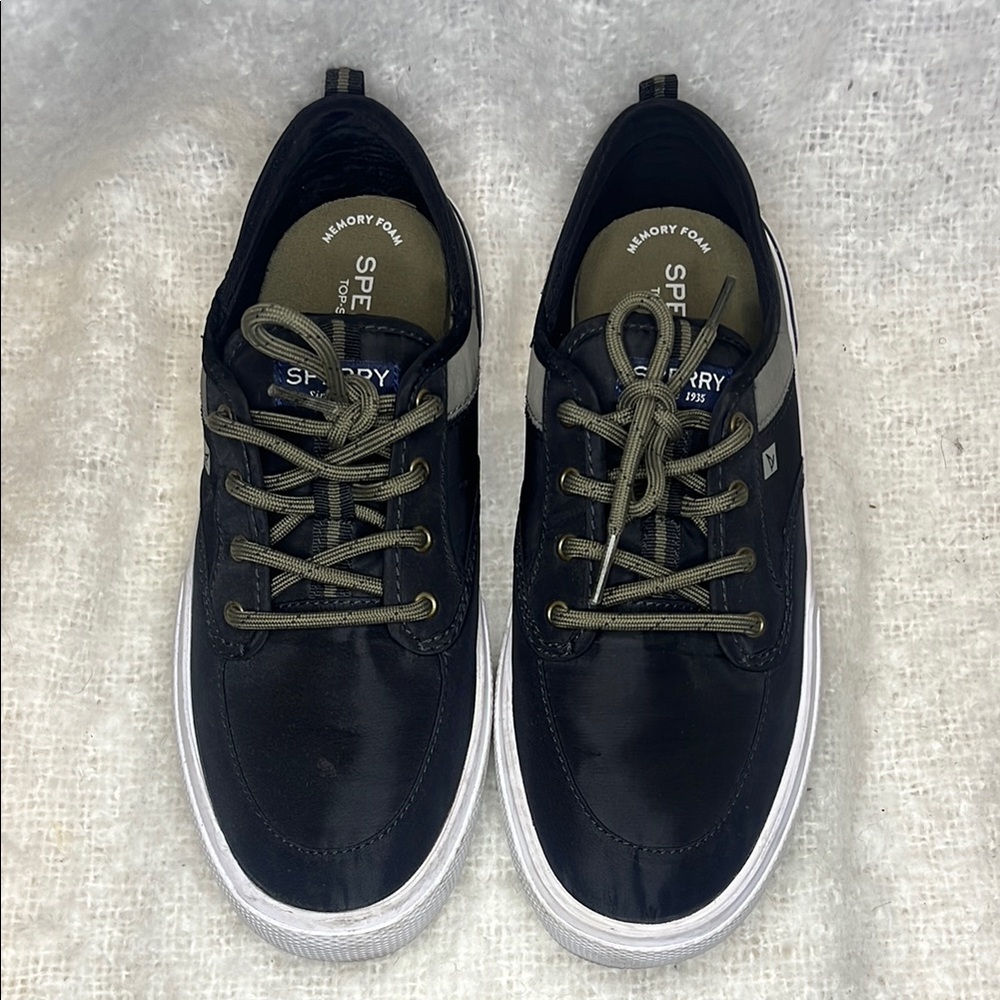 SPERRY Boys Size 6 Black Nylon Casual Shoes with gray on back and olive strings